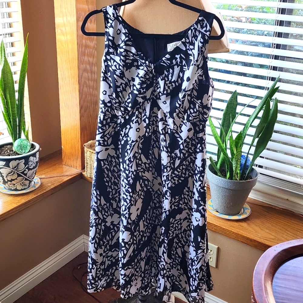STUDIO I FLORAL DRESS WORN TWICE